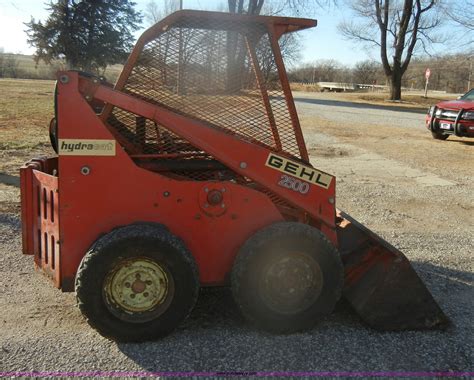 gehl 2500 skid loader|gehl skid steer model numbers.